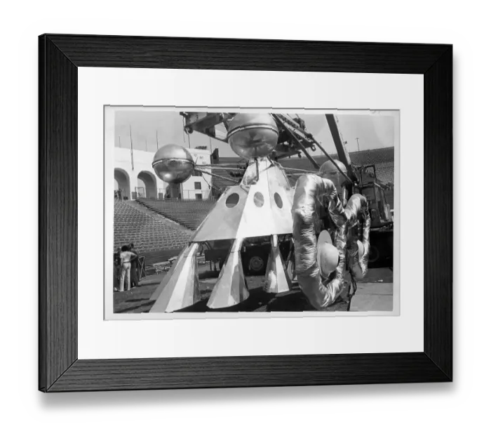 Framed Print : Parliament-Funkadelic At The LA Coliseum Framed Print : Parliament-Funkadelic At The LA Coliseum