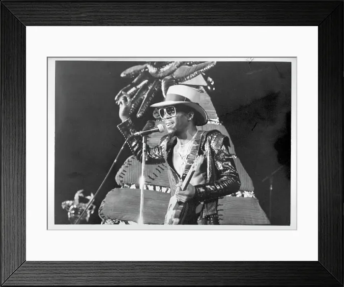 Framed Print : Parliament Performing At The Coliseum Framed Print : Parliament Performing At The Coliseum