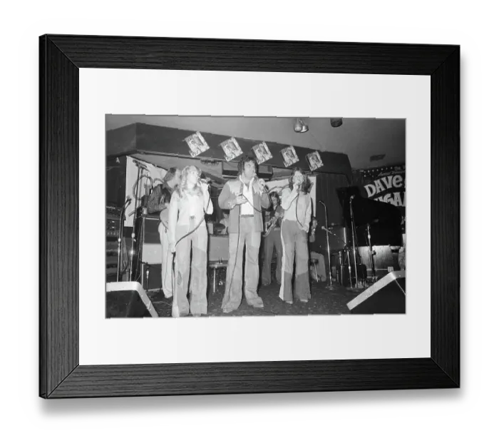 Framed Print : Photo of Dave & Sugar Framed Print : Photo of Dave & Sugar
