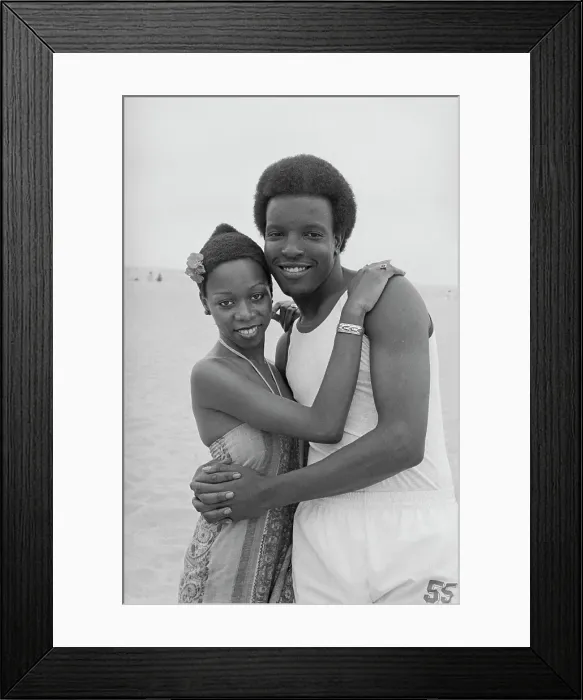 Framed Print : Soul Train Dancers (Right On! Magazine) Framed Print : Soul Train Dancers (Right On! Magazine)