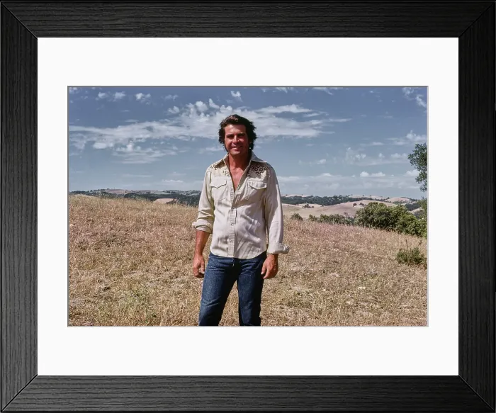 Framed Print : James Brolin, American Actor Framed Print : James Brolin, American Actor
