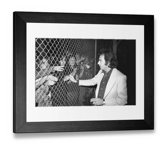 Framed Print : Diamond Autographs Session Framed Print : Diamond Autographs Session