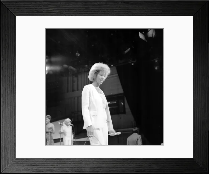 Framed Print : Queen Of Soul Performing Framed Print : Queen Of Soul Performing