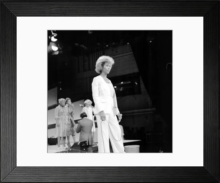 Framed Print : Queen Of Soul Performing Framed Print : Queen Of Soul Performing
