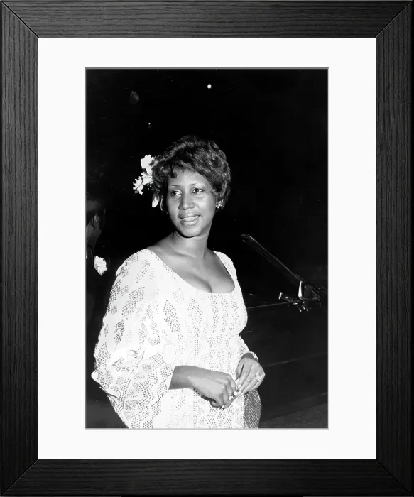 Framed Print : Queen Of Soul Attends Event Framed Print : Queen Of Soul Attends Event