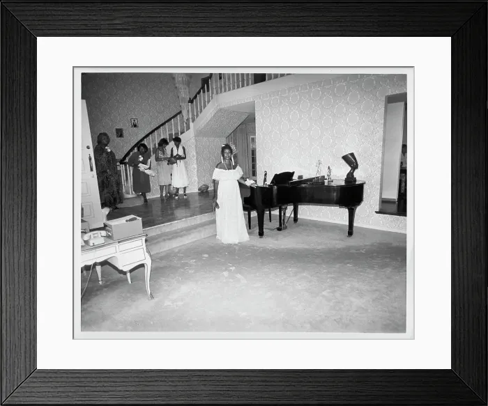 Framed Print : Queen Of Soul In White