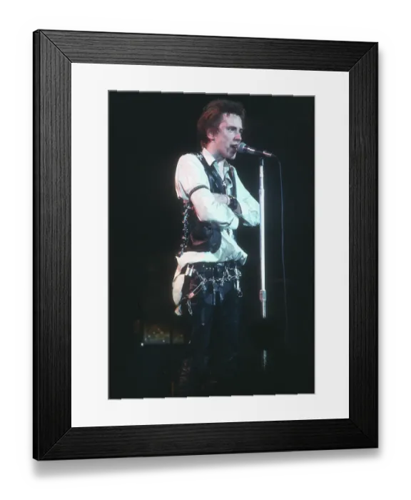 Framed Print : Johnny Rotten At Sex Pistols Last Concert Framed Print : Johnny Rotten At Sex Pistols Last Concert
