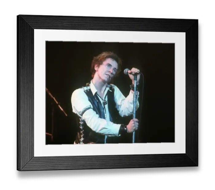 Framed Print : Johnny Rotten At Sex Pistols Last Concert Framed Print : Johnny Rotten At Sex Pistols Last Concert