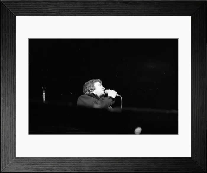 Framed Print : Johnny Cash In Anaheim