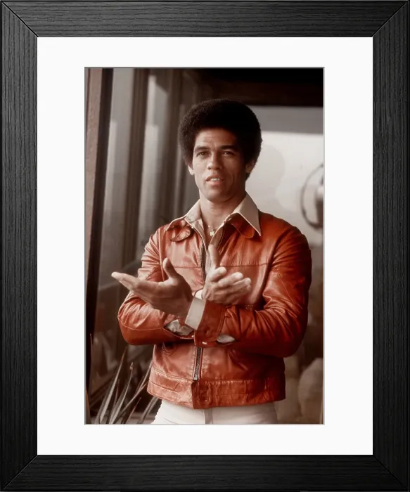 Framed Print : Jim Kelly Portrait Session