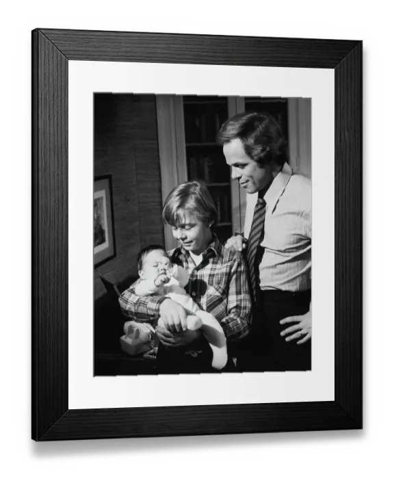 Framed Print : Search For Tomorrow Publicity Still Framed Print : Search For Tomorrow Publicity Still