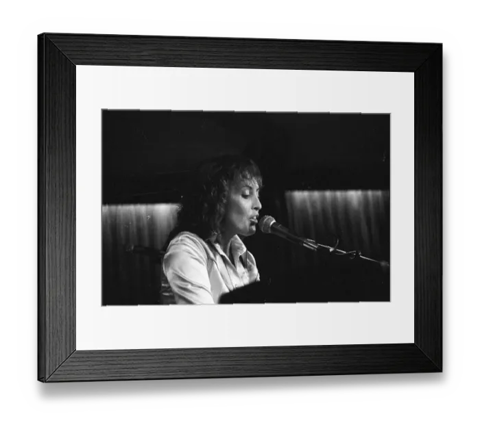 Framed Print : Photo of Ronee Blakely Framed Print : Photo of Ronee Blakely