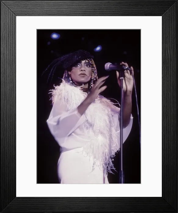 Framed Print : Peaches And Herb Performing