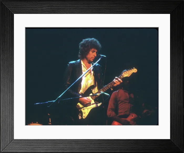 Framed Print : Bob Dylan Performs In Savannah Framed Print : Bob Dylan Performs In Savannah