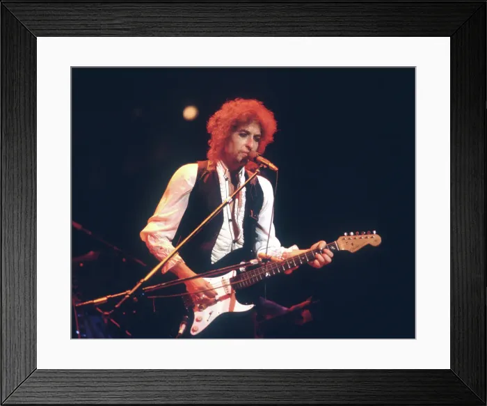 Framed Print : Dylan Performs In Atlanta Framed Print : Dylan Performs In Atlanta