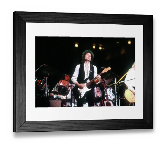Framed Print : Dylan Performs In Atlanta