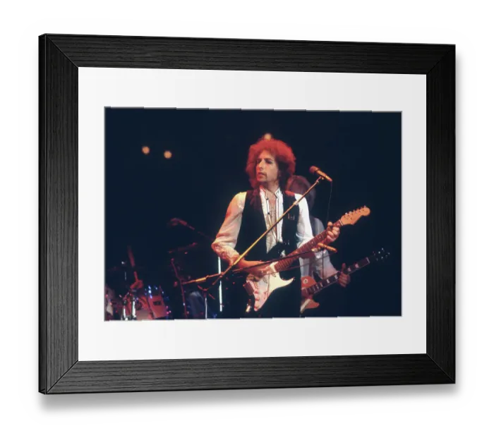 Framed Print : Dylan Performs In Atlanta