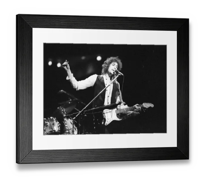 Framed Print : Bob Dylan In Atlanta Framed Print : Bob Dylan In Atlanta