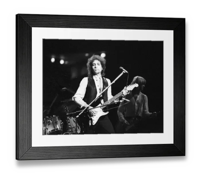 Framed Print : Bob Dylan In Atlanta Framed Print : Bob Dylan In Atlanta
