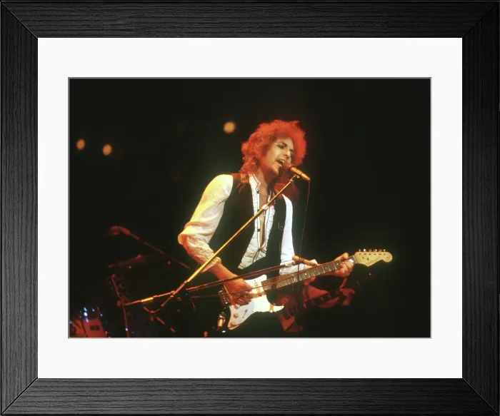 Framed Print : Dylan Performs In Atlanta Framed Print : Dylan Performs In Atlanta