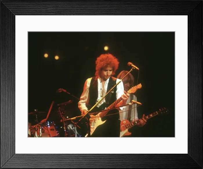 Framed Print : Dylan Performs In Atlanta Framed Print : Dylan Performs In Atlanta