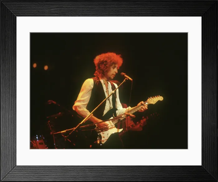 Framed Print : Dylan Performs In Atlanta Framed Print : Dylan Performs In Atlanta