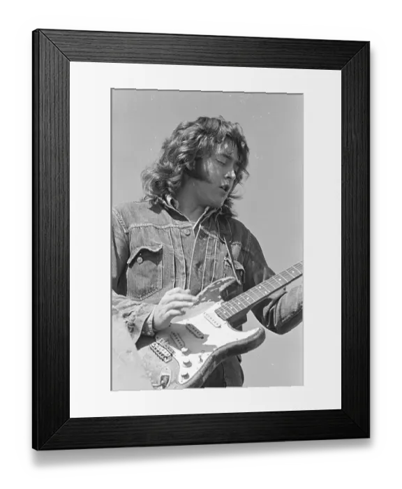 Framed Print : Photo of Rory Gallagher Framed Print : Photo of Rory Gallagher