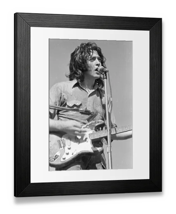 Framed Print : Photo of Rory Gallagher