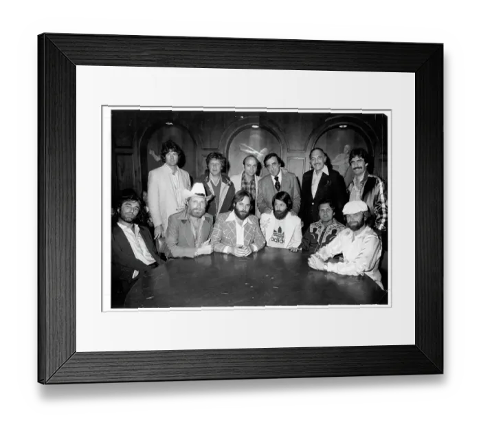 Framed Print : Beach Boys With Men Framed Print : Beach Boys With Men