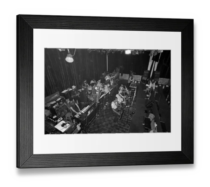 Framed Print : KC And The Sunshine Band Performing Framed Print : KC And The Sunshine Band Performing