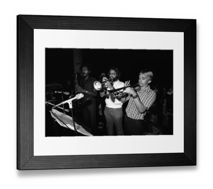 Framed Print : KC And The Sunshine Band Performing Framed Print : KC And The Sunshine Band Performing