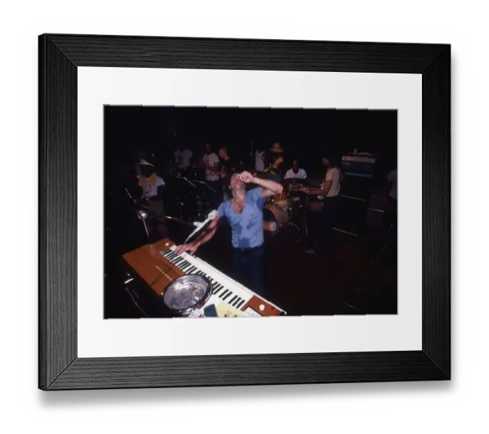 Framed Print : KC And The Sunshine Band Performing Framed Print : KC And The Sunshine Band Performing