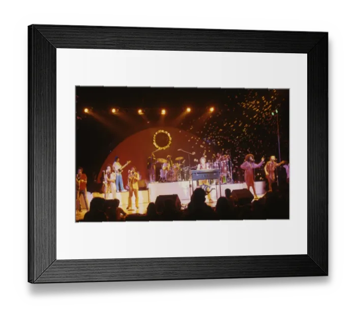Framed Print : KC And The Sunshine Band Performing Framed Print : KC And The Sunshine Band Performing