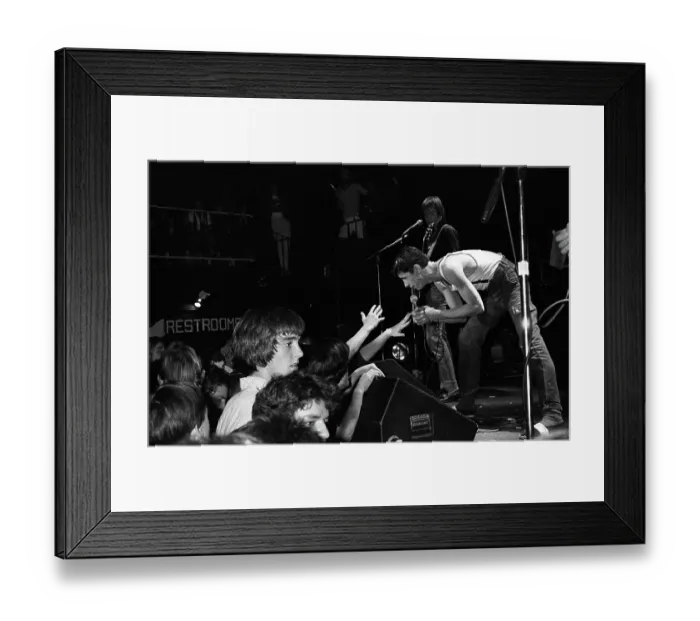 Framed Print : Photo of Sham 69 Framed Print : Photo of Sham 69