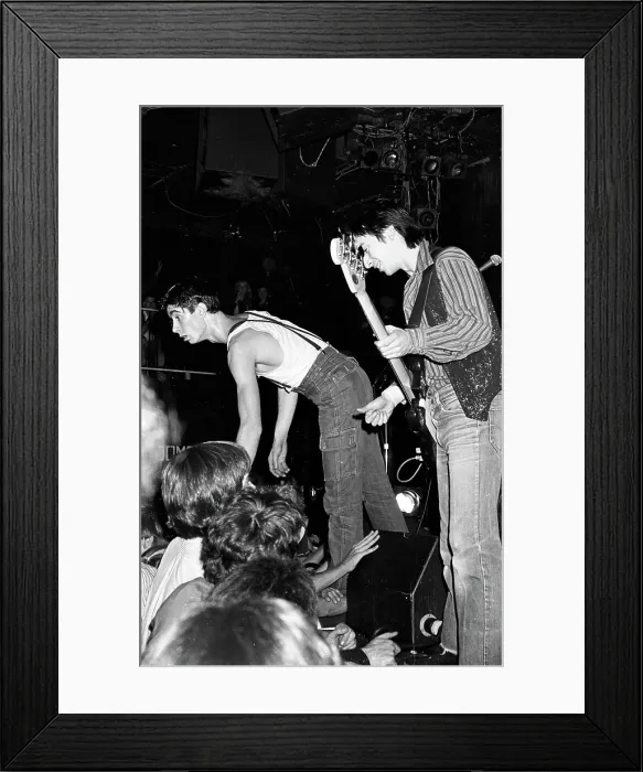 Framed Print : Photo of Sham 69 Framed Print : Photo of Sham 69