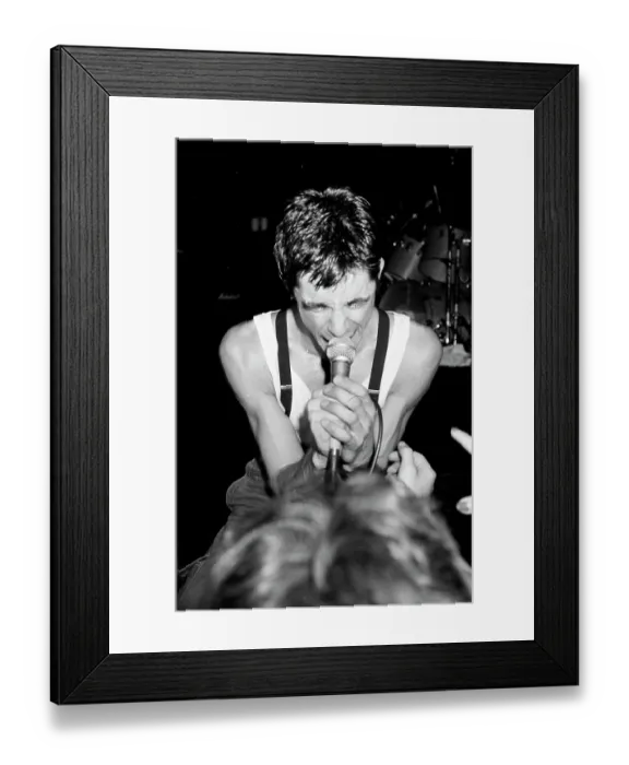 Framed Print : Photo of Sham 69 Framed Print : Photo of Sham 69