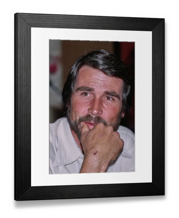 Framed Print : James Brolin Framed Print : James Brolin