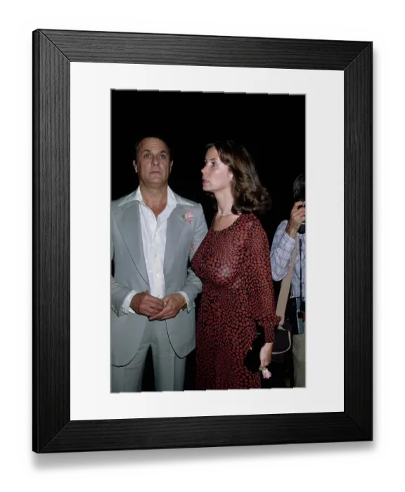 Framed Print : Tony Curtis & Leslie Allen Framed Print : Tony Curtis & Leslie Allen