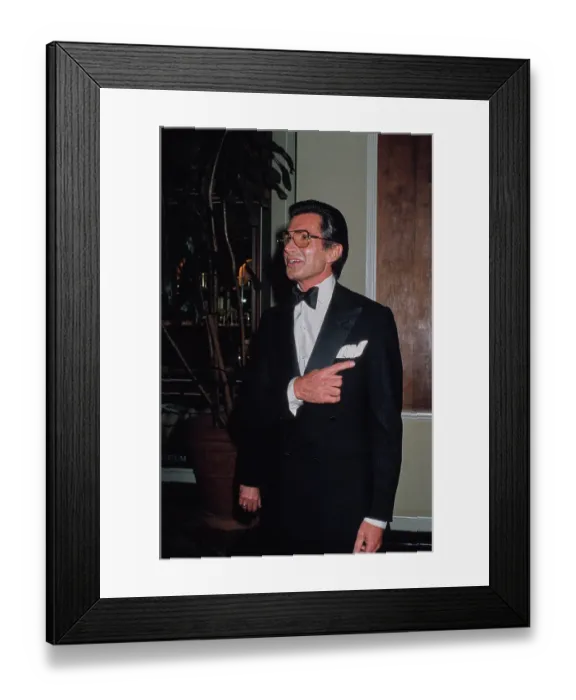 Framed Print : George Hamilton, American Actor Framed Print : George Hamilton, American Actor
