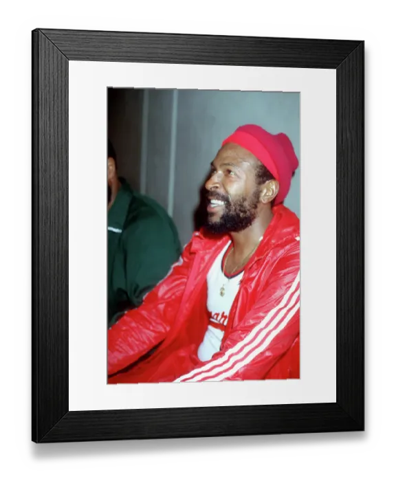 Framed Print : Soul Singer Plays Basketball Framed Print : Soul Singer Plays Basketball