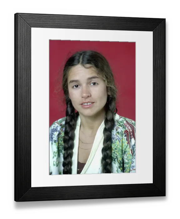 Framed Print : Photo of Nicolette Larson Framed Print : Photo of Nicolette Larson