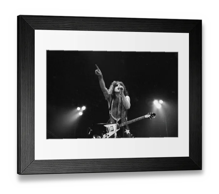 Framed Print : Photo of Paul Stanley Framed Print : Photo of Paul Stanley