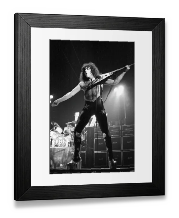 Framed Print : Photo of Paul Stanley Framed Print : Photo of Paul Stanley
