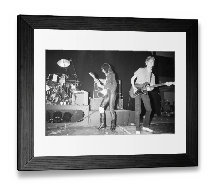 Framed Print : Photo of Pretenders Framed Print : Photo of Pretenders