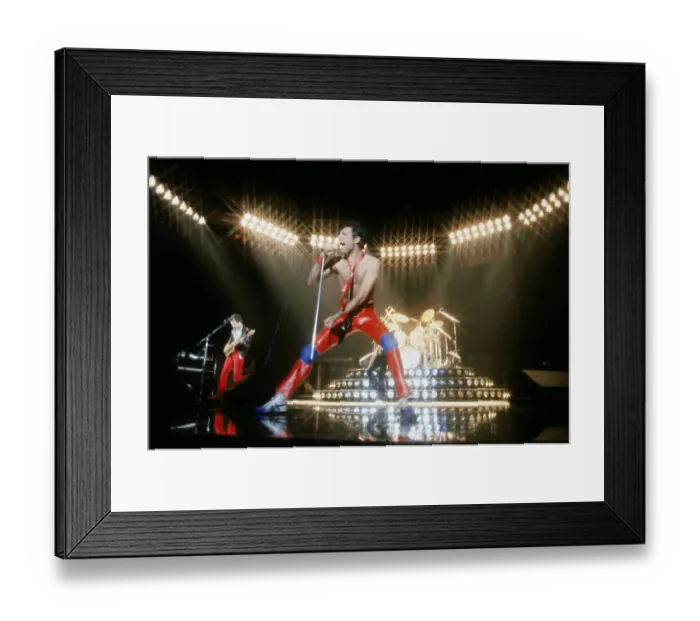 Framed Print : Queen At The Forum Framed Print : Queen At The Forum