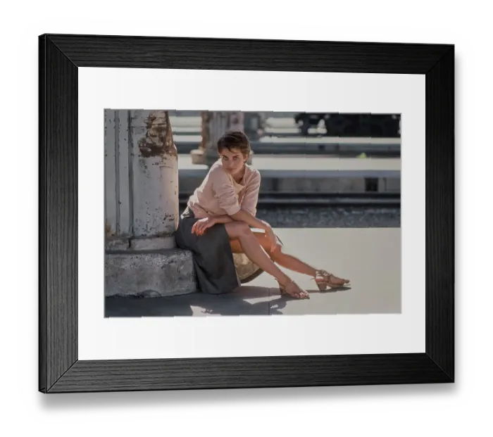 Framed Print : Nastassja Kinski Filming Cat People, 1981 Framed Print : Nastassja Kinski Filming Cat People, 1981