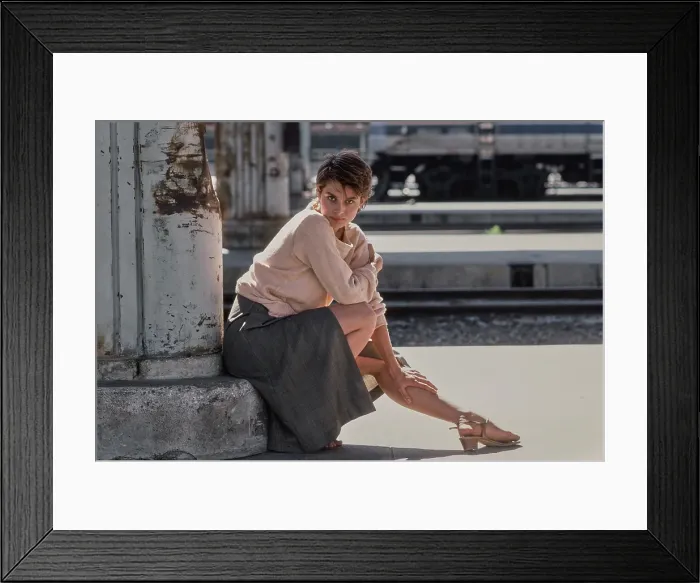 Framed Print : Nastassja Kinski Filming Cat People, 1981 Framed Print : Nastassja Kinski Filming Cat People, 1981