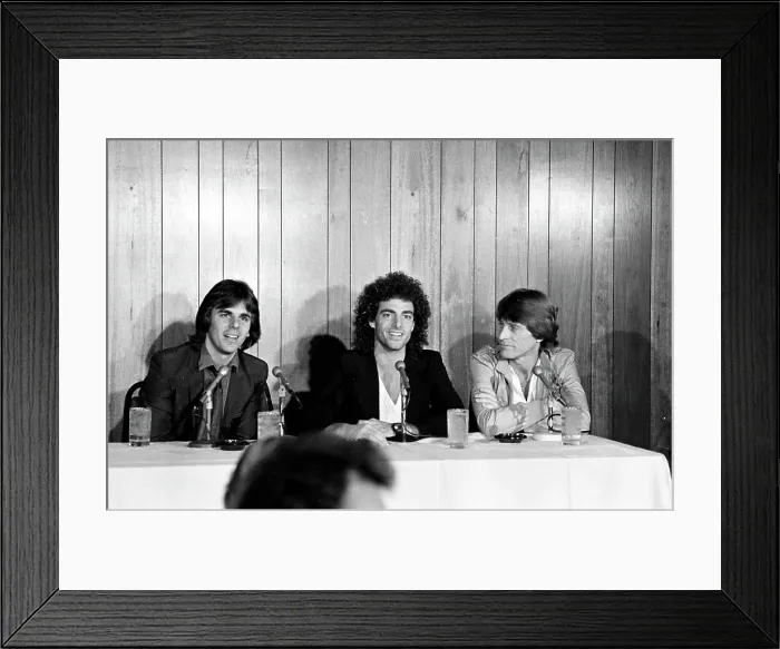 Framed Print : Photo of Journey Framed Print : Photo of Journey