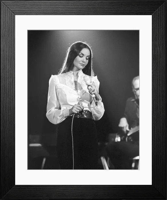 Framed Print : Country singer Crystal Gayle Framed Print : Country singer Crystal Gayle