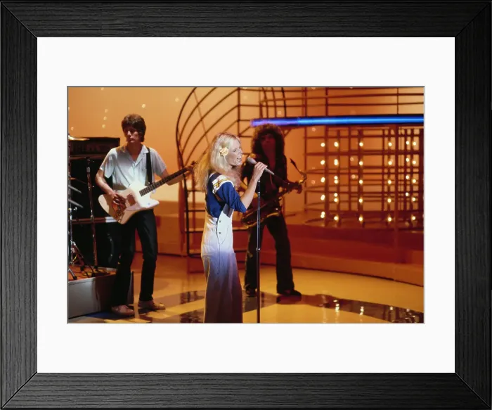 Framed Print : Kim Carnes Plays American Bandstand Framed Print : Kim Carnes Plays American Bandstand